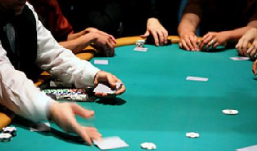 Learn how to play Texas Hold'em online thumbnail